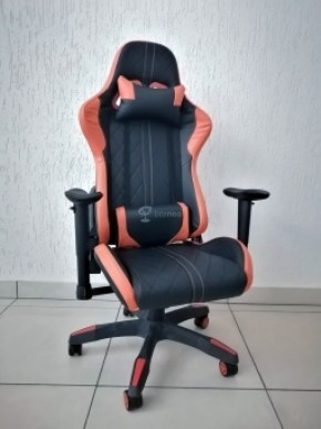 Кресло геймерское Barneo K-52 (черная экокожа оранжевые вставки) в Озерске - ozersk.ok-mebel.com | фото
