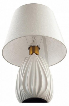 Настольная лампа декоративная Lumion Sona 8121/1T в Озерске - ozersk.ok-mebel.com | фото 3