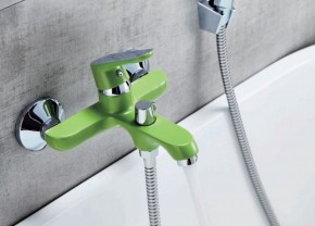 Смеситель для ванны Accoona A6366K (зеленый) в Озерске - ozersk.ok-mebel.com | фото 2